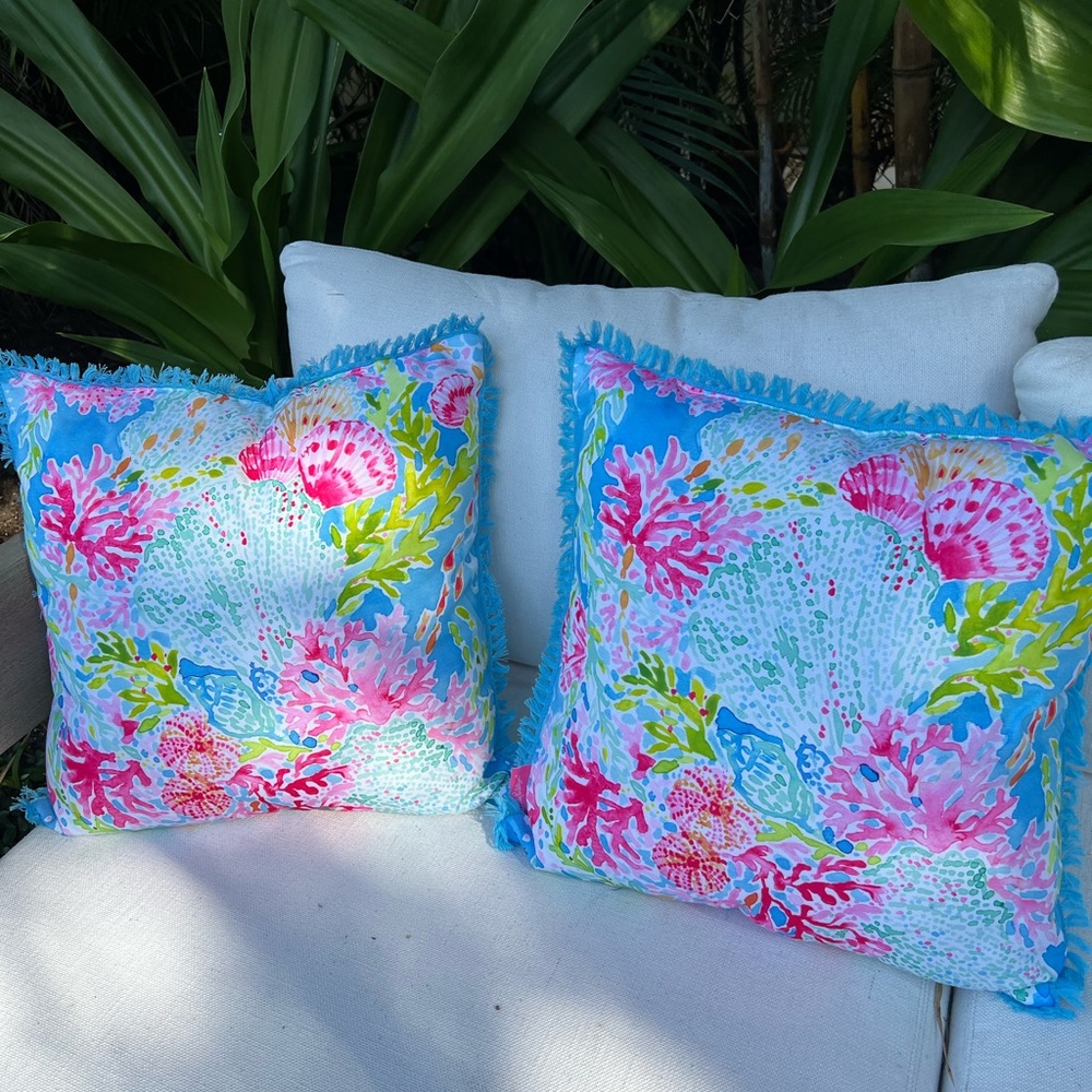 TWO Lily Pulitzer Indoor/Outdoor pillows ! Beautiful colors.